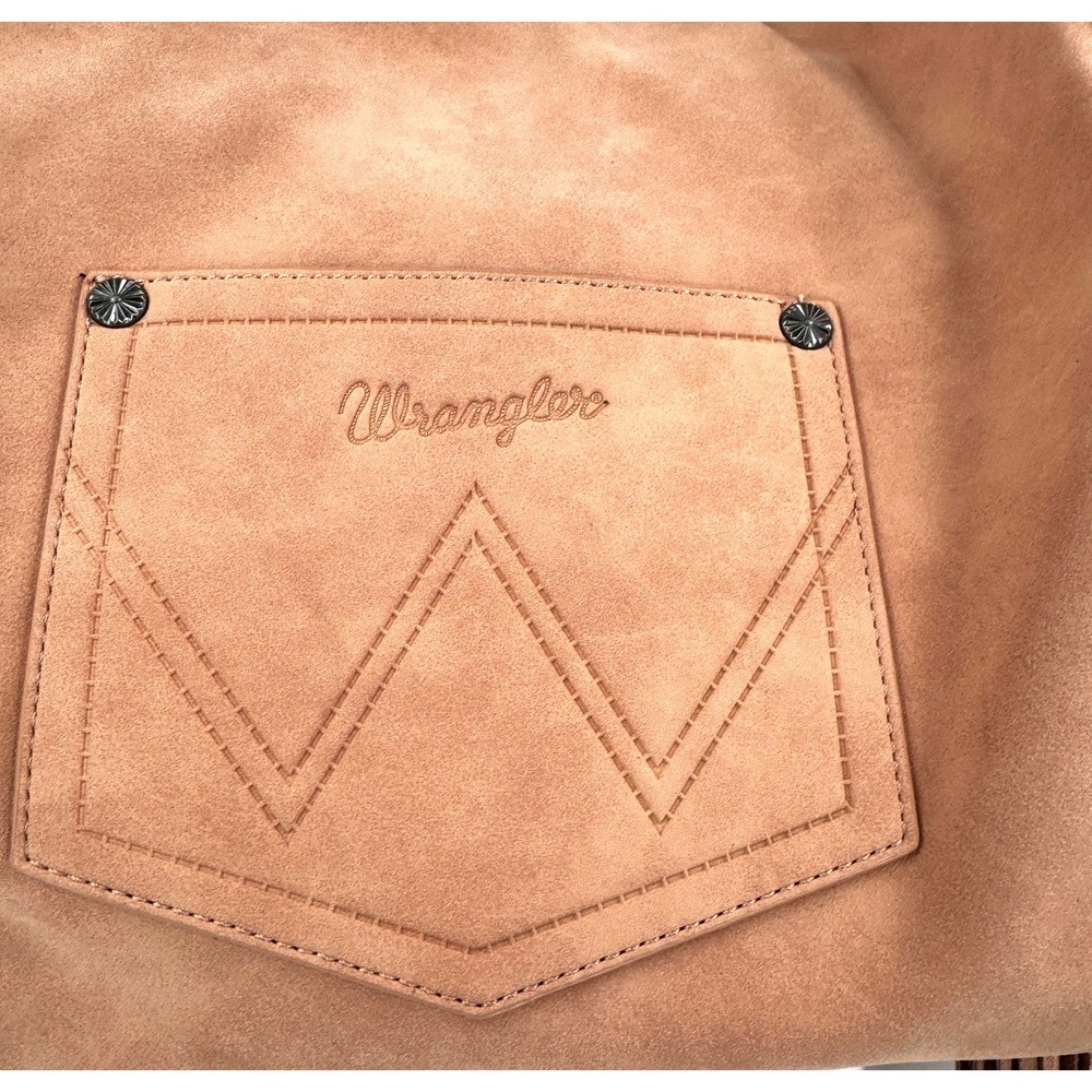 NEW Wrangler Shiloh Fringe Studded Leather Hobo Shoulder Bag Pink Western Boho - Picture 6 of 15